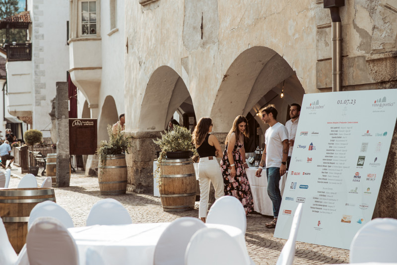 Abendstimmung beim Wein&Lauben Fest